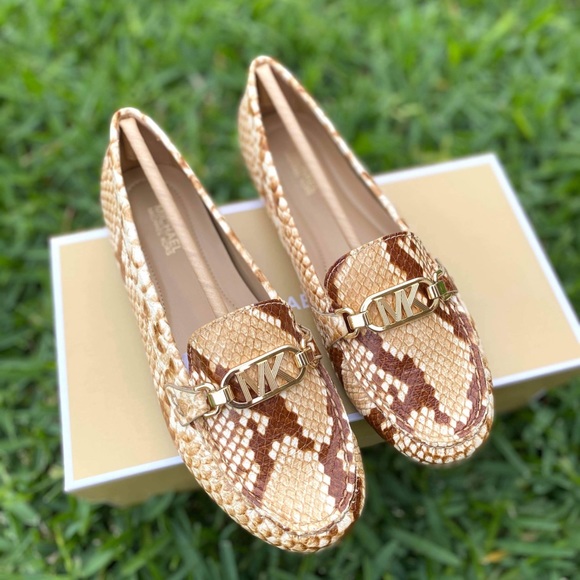 Michael Kors Grier Moc Women's Shoes - Picture 1 of 4